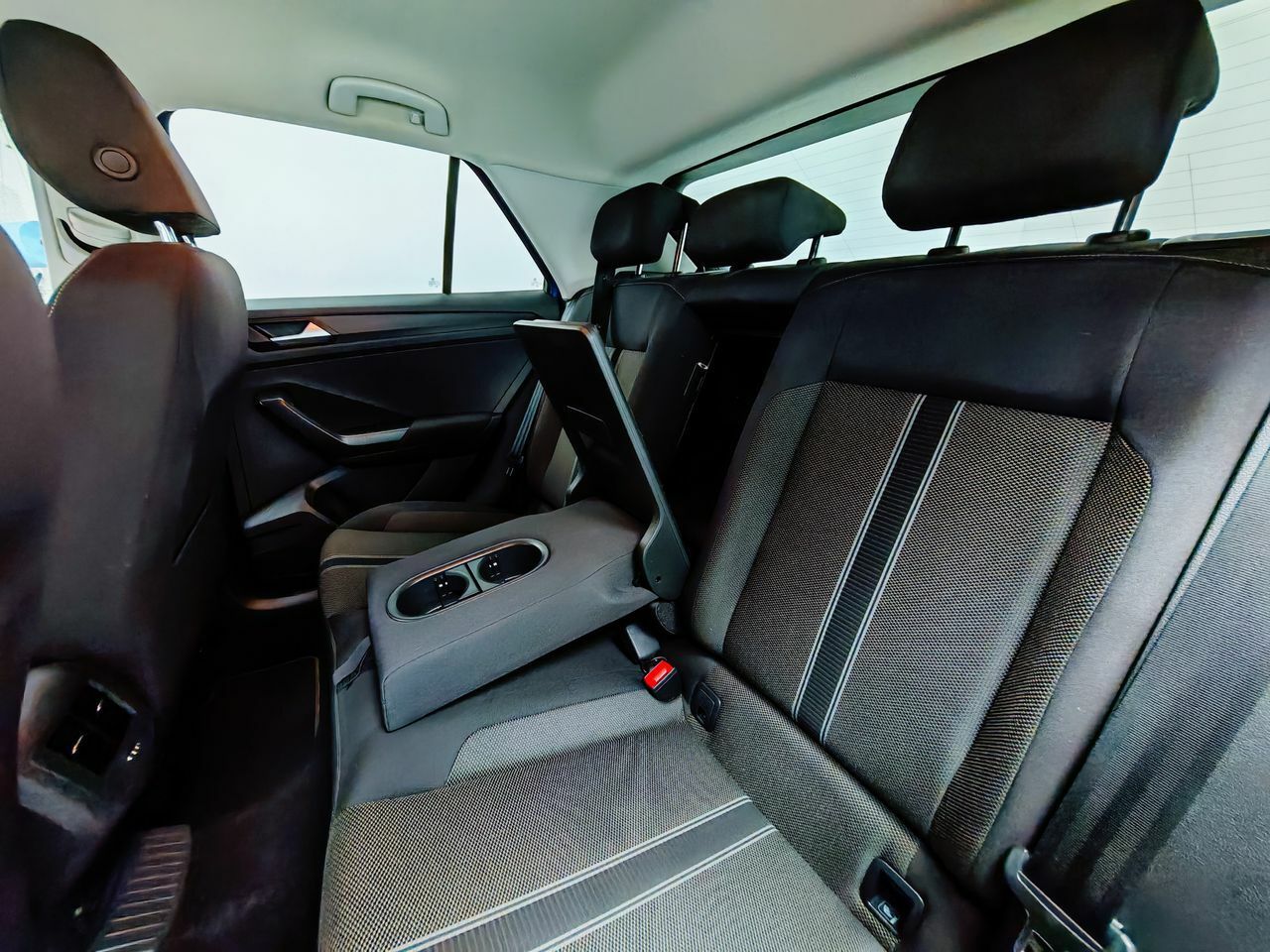Foto Volkswagen T-Roc 7