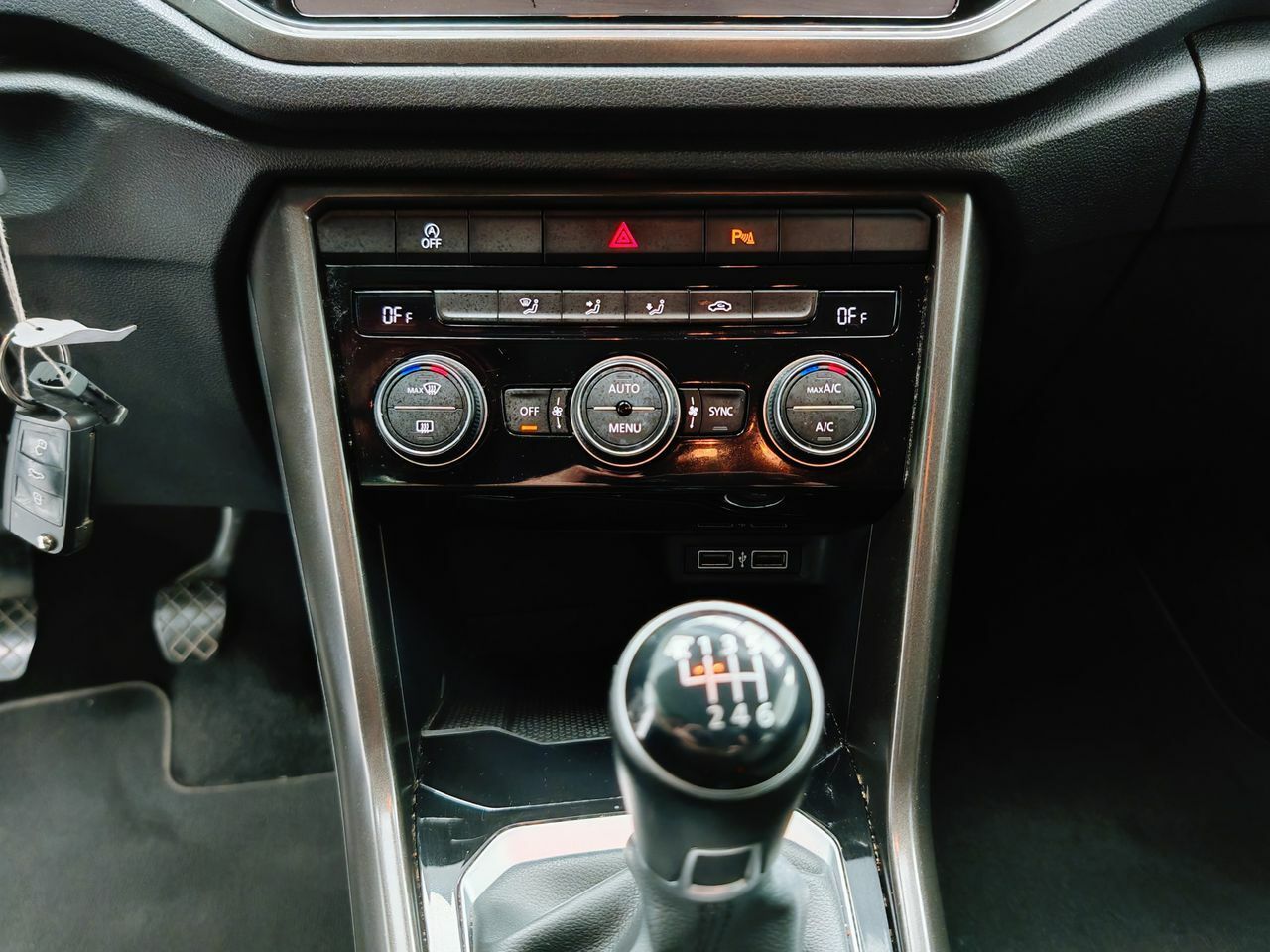 Foto Volkswagen T-Roc 9
