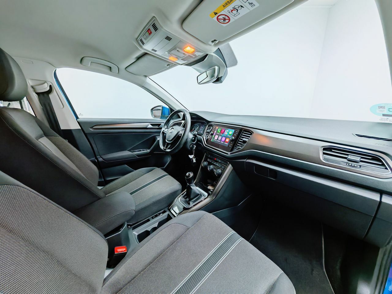 Foto Volkswagen T-Roc 11
