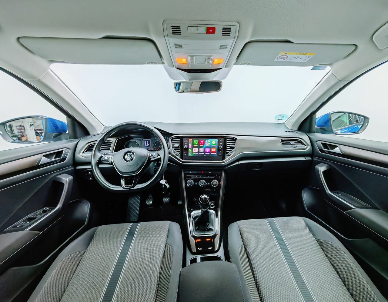 Foto Volkswagen T-Roc 21
