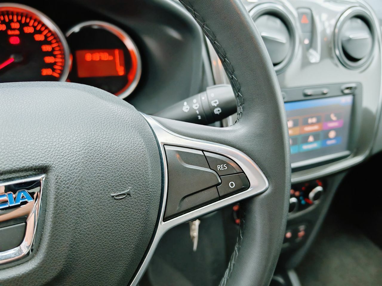 Foto Dacia Sandero 19
