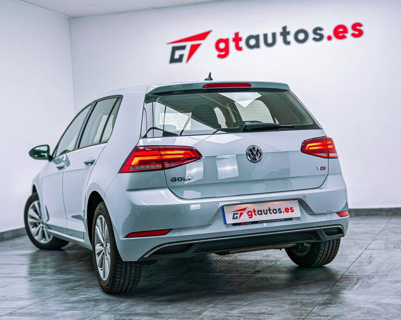 Foto Volkswagen Golf 18