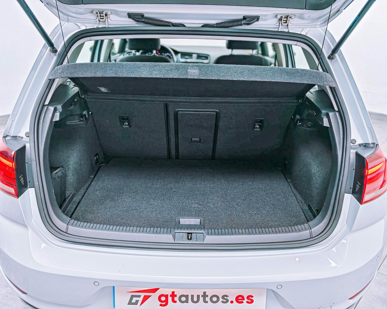 Foto Volkswagen Golf 26