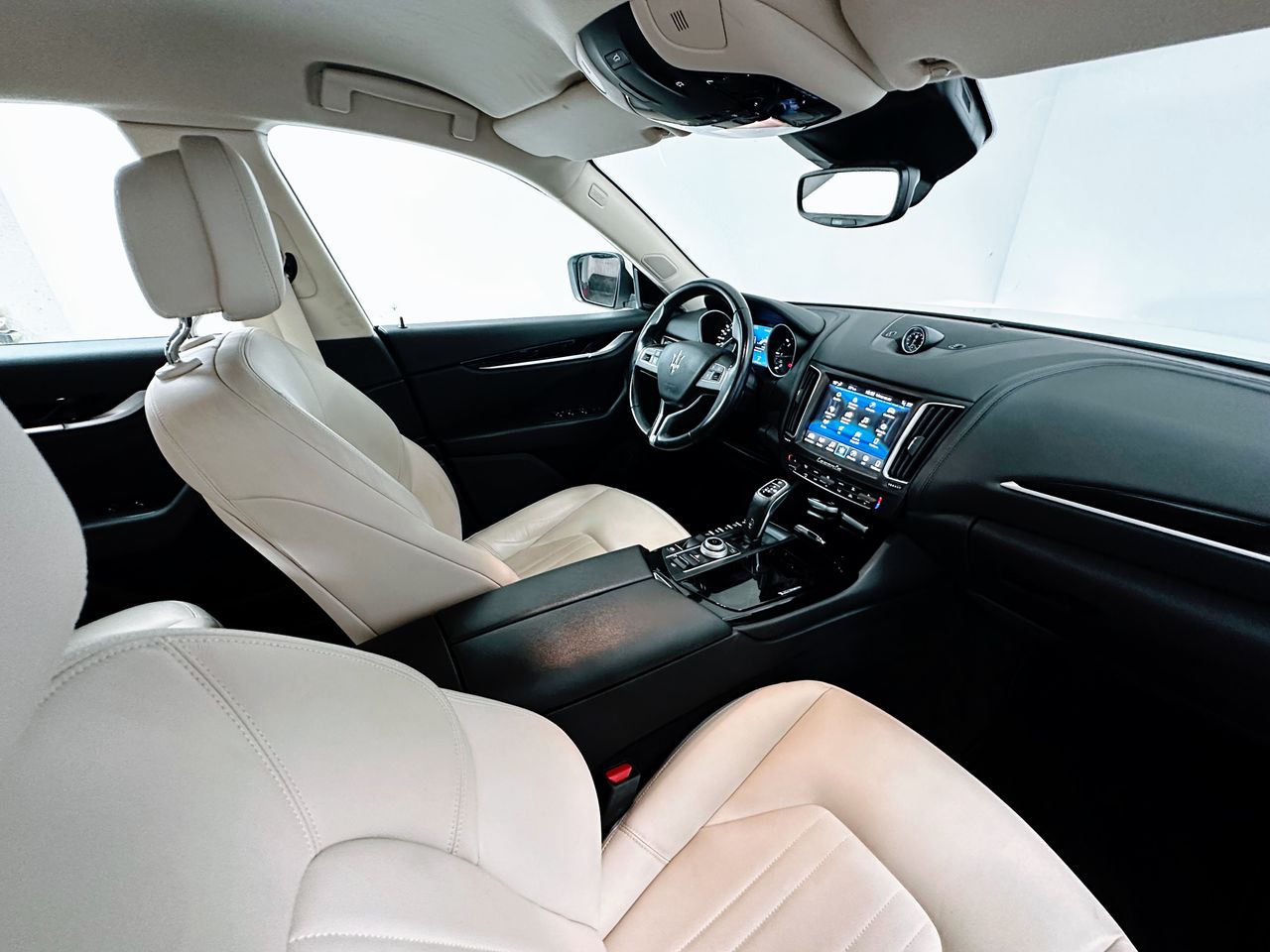 Foto Maserati Levante 10