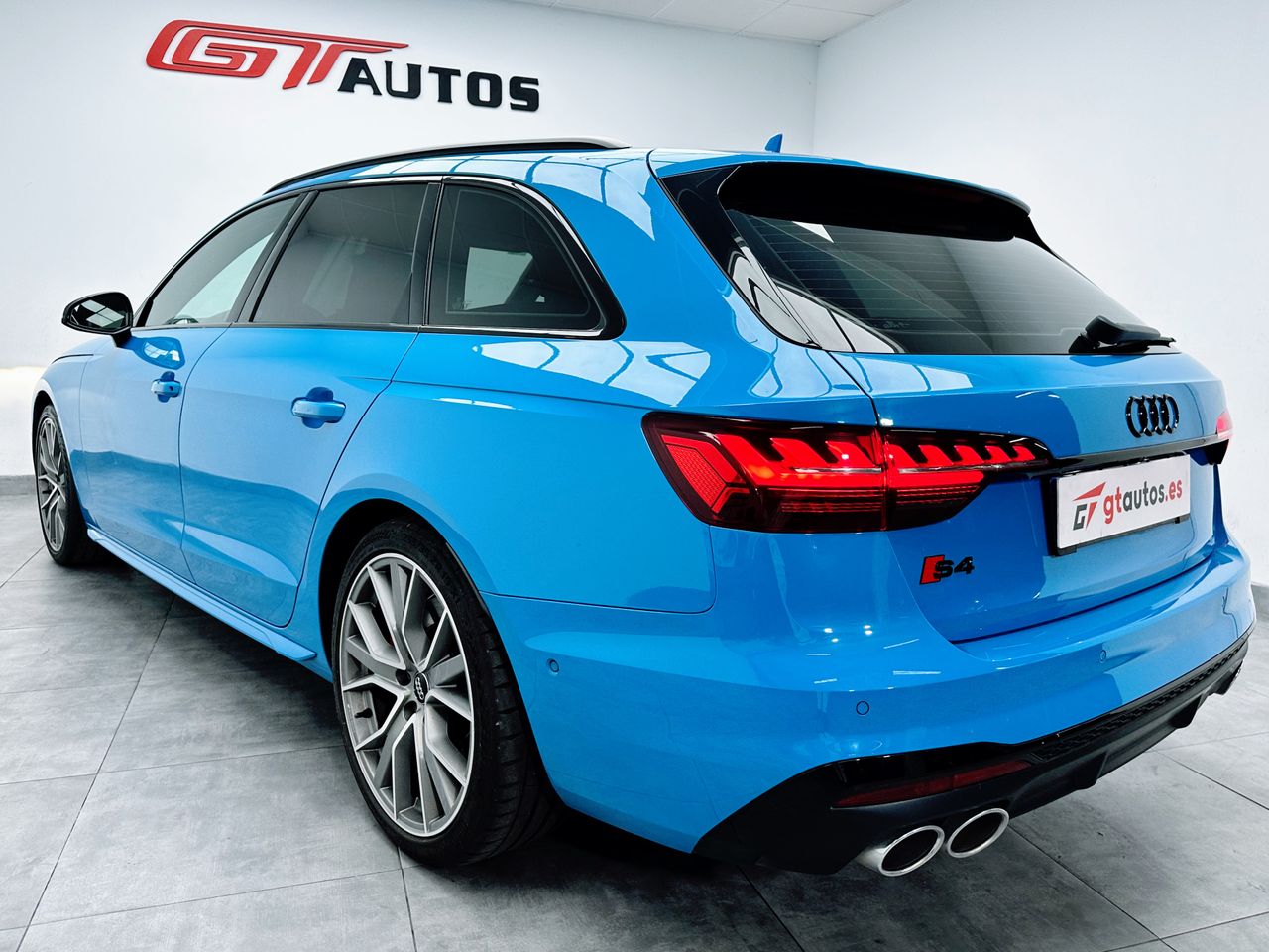 Foto Audi S4 25