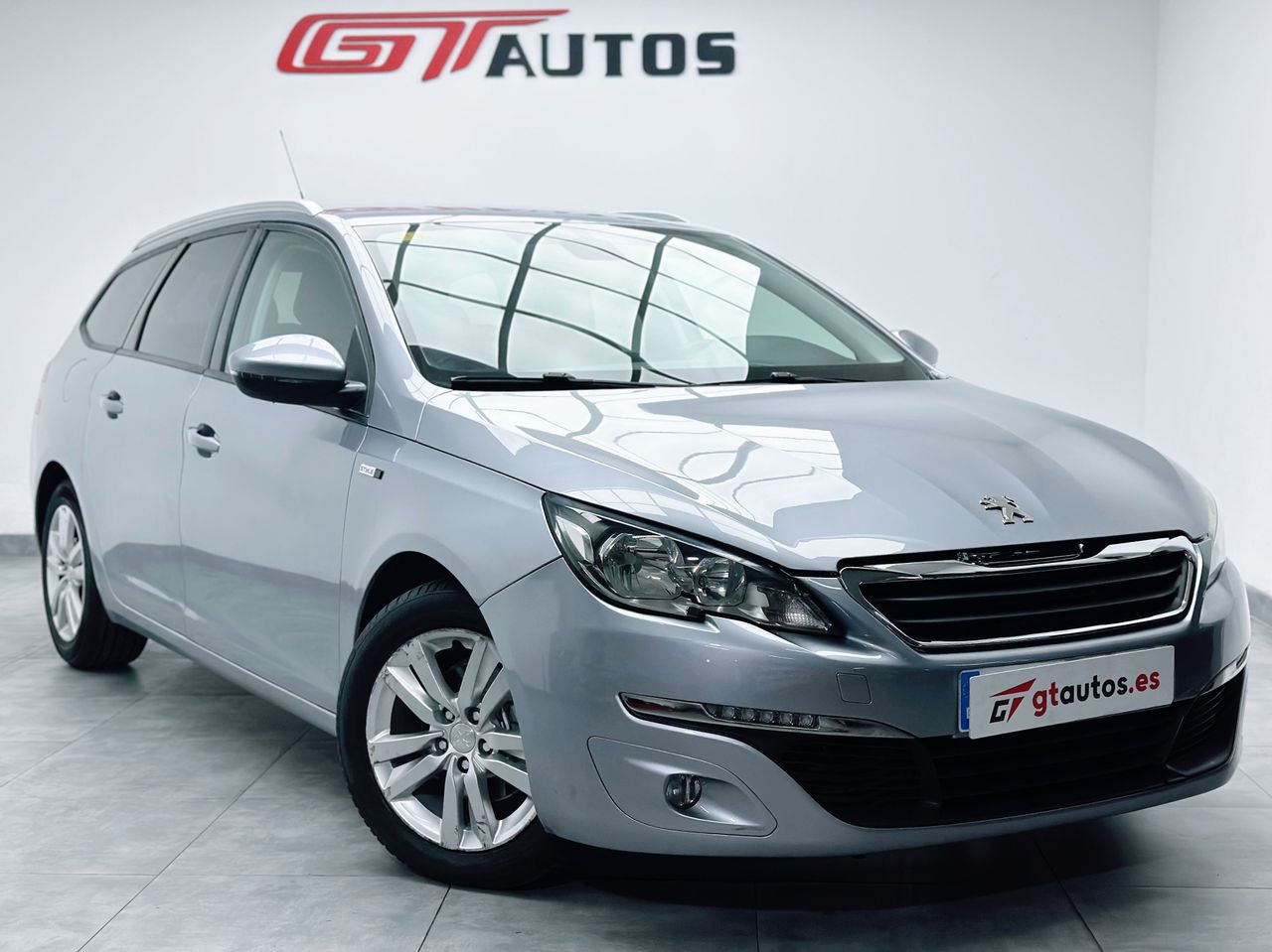 Foto Peugeot 308 5