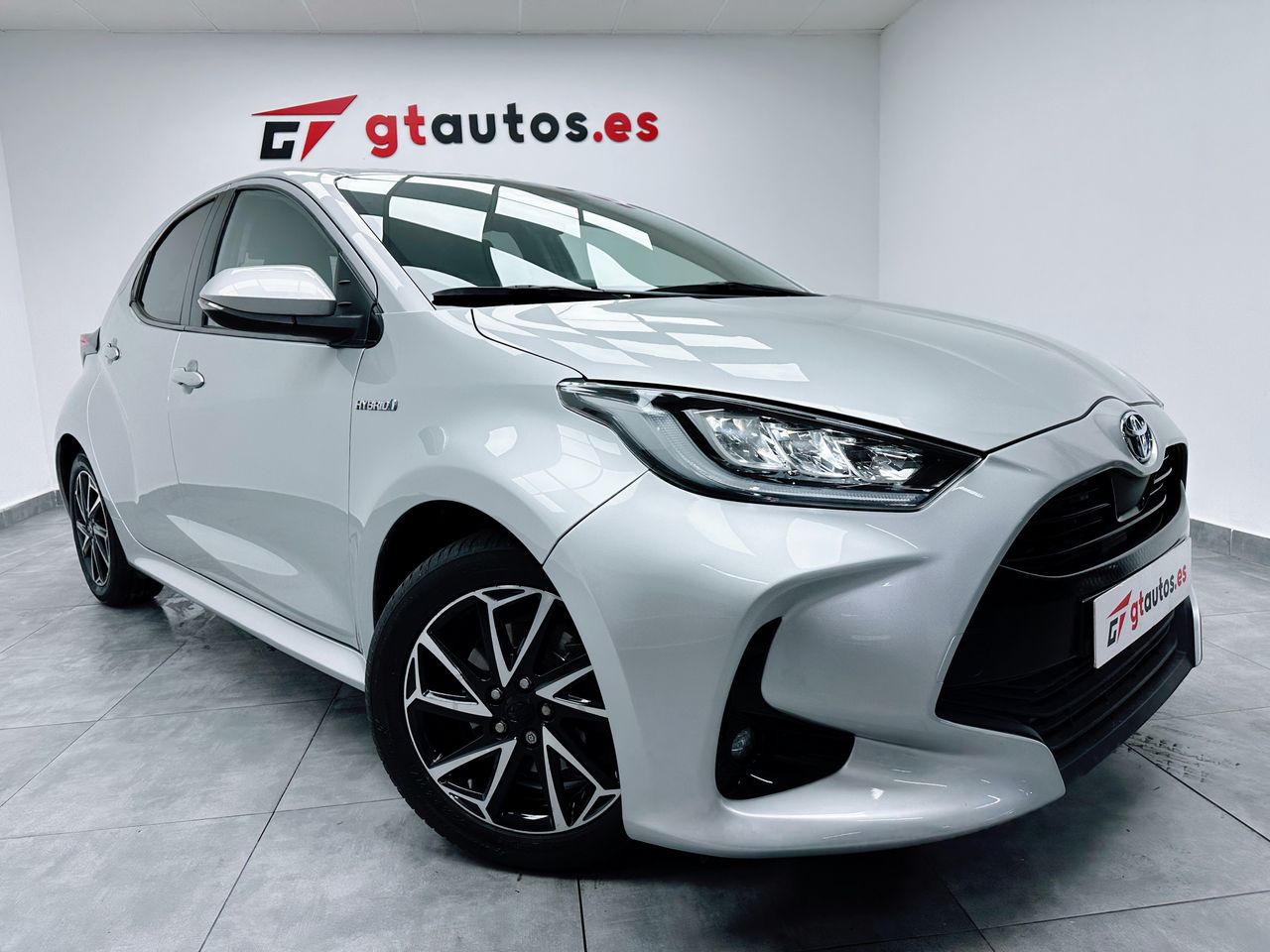 Foto Toyota Yaris 18