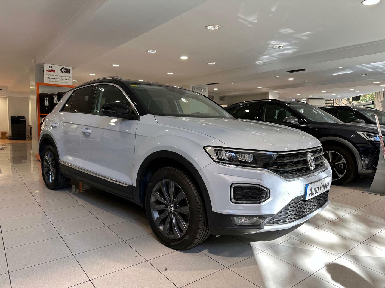 Foto Volkswagen T-Roc 1