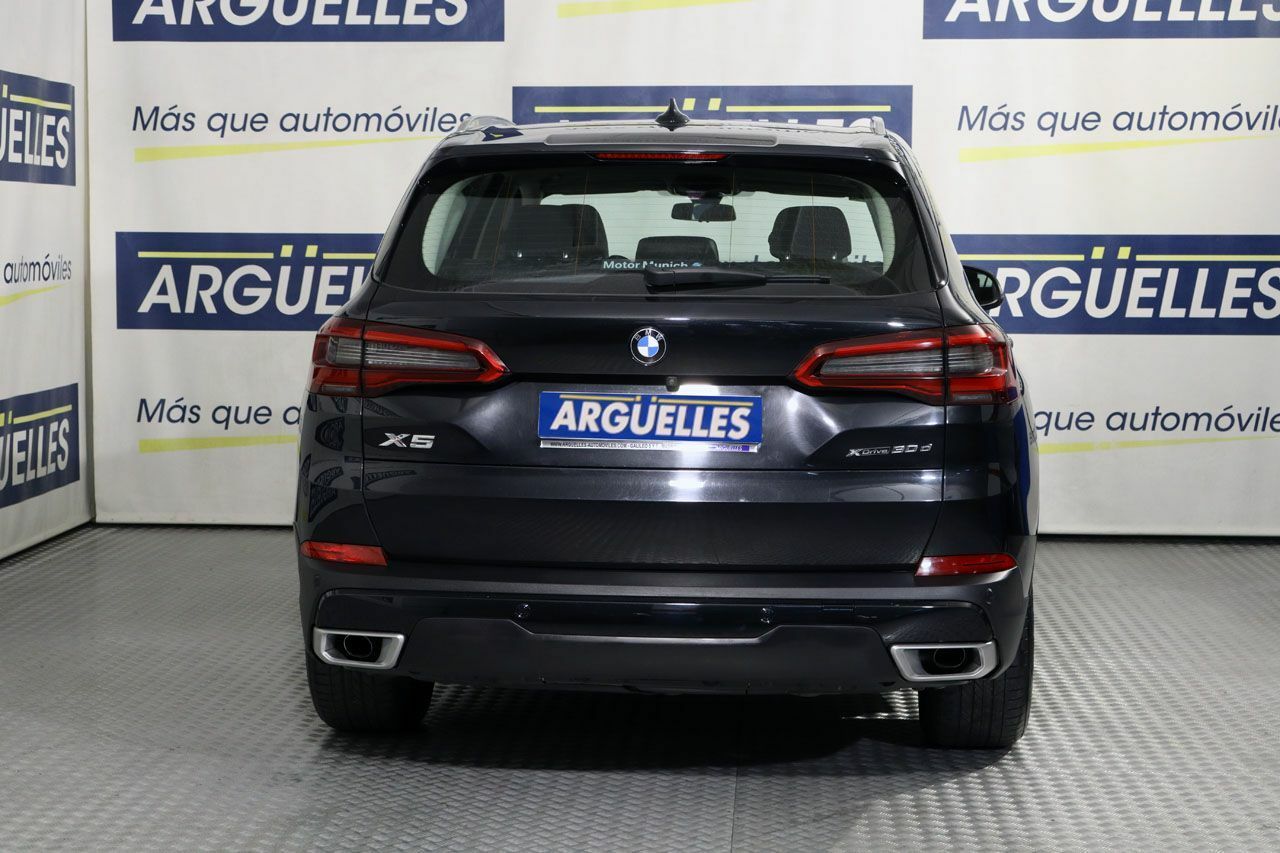 Foto BMW X5 4