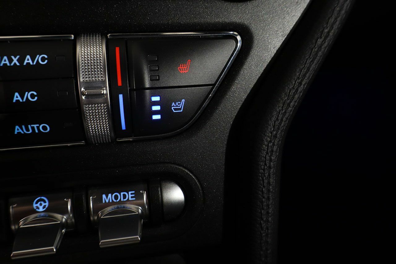Foto Ford Mustang 19