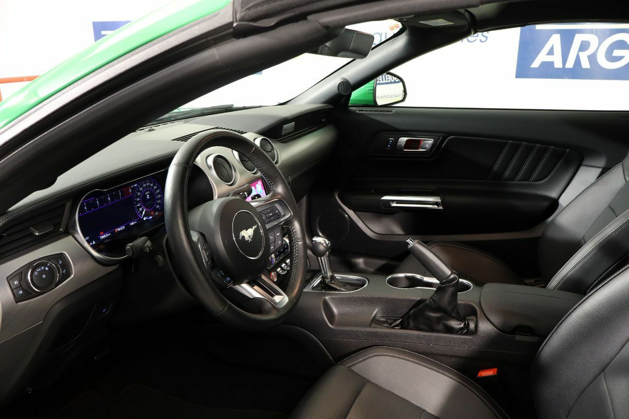 Foto Ford Mustang 21