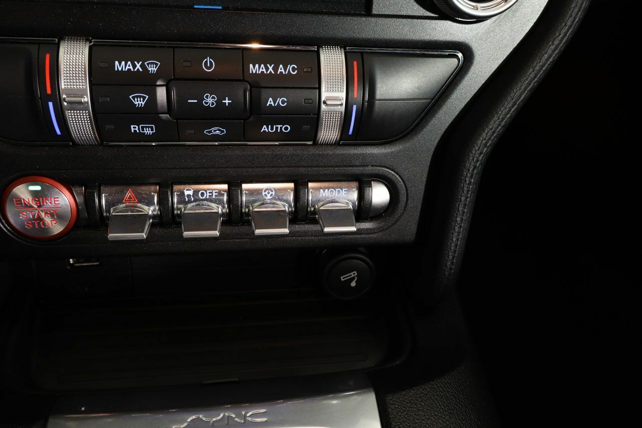 Foto Ford Mustang 25