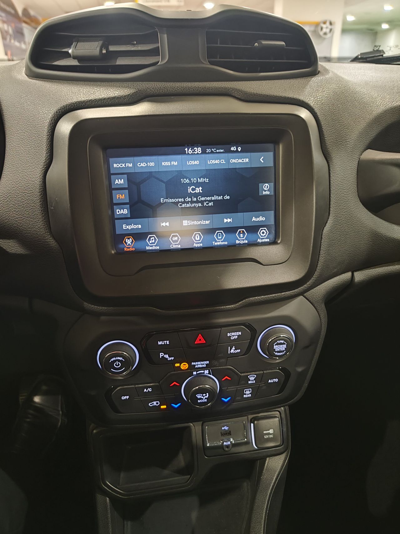 Foto Jeep Renegade 13