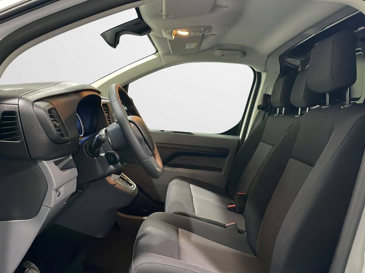 Foto Peugeot Expert 8