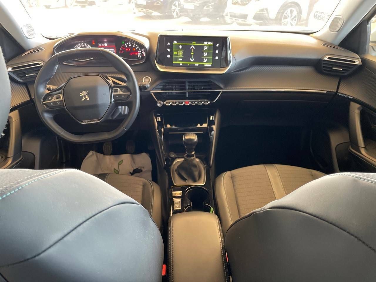 Foto Peugeot 2008 8