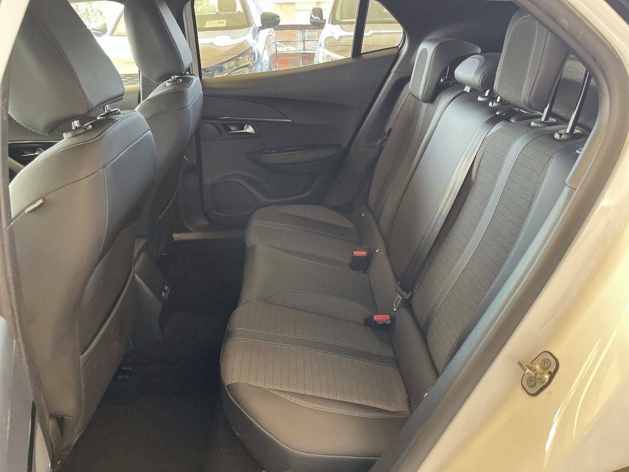 Foto Peugeot 2008 10