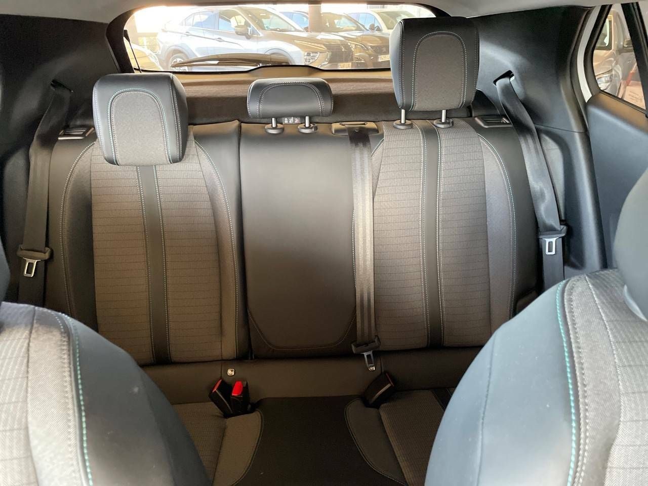 Foto Peugeot 2008 19