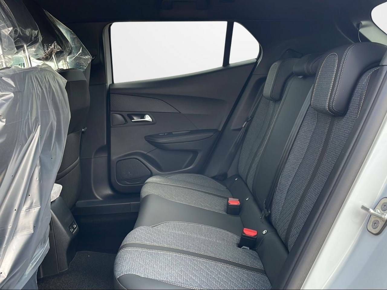 Foto Peugeot 2008 10