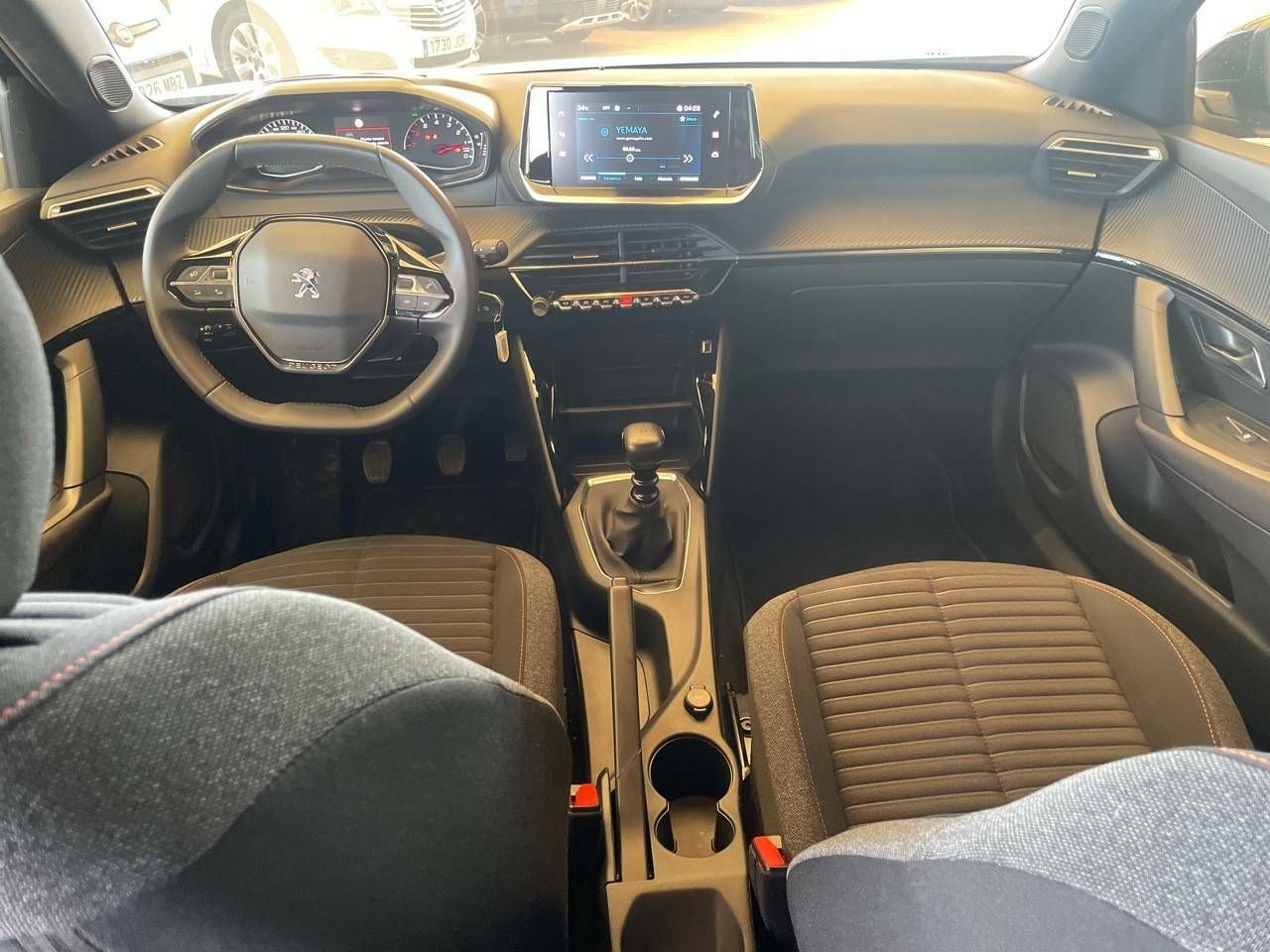 Foto Peugeot 2008 8