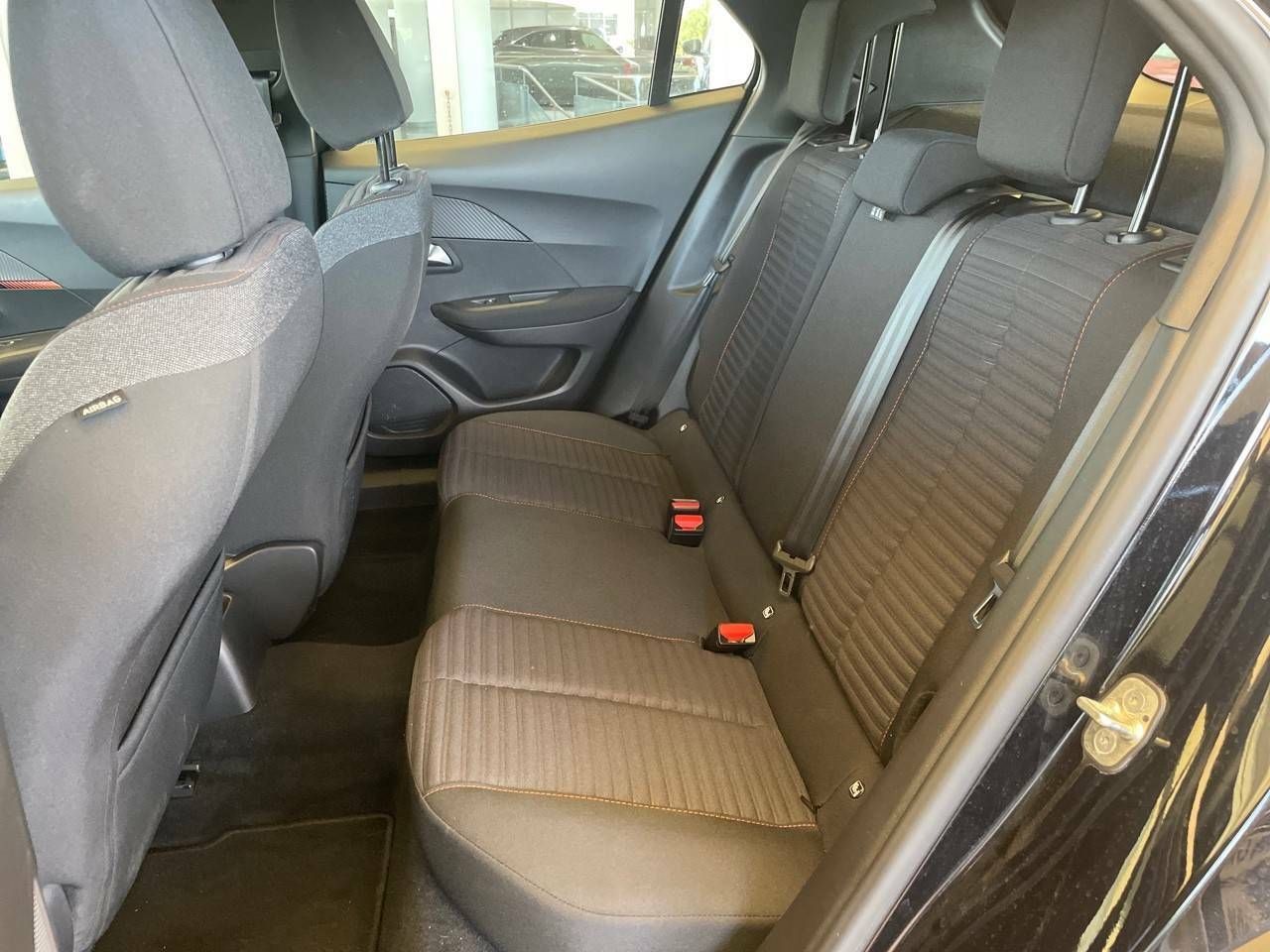 Foto Peugeot 2008 10