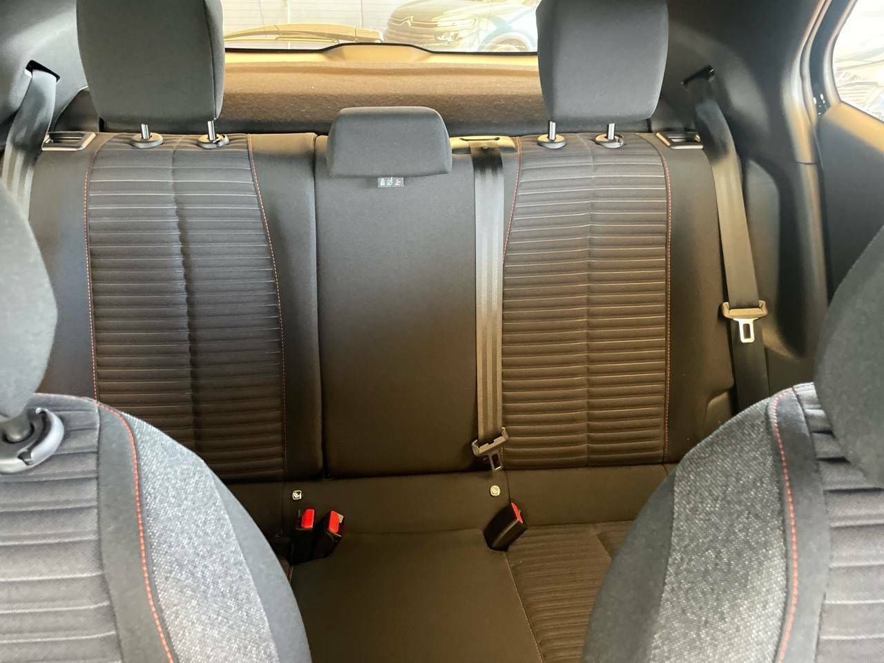 Foto Peugeot 2008 19