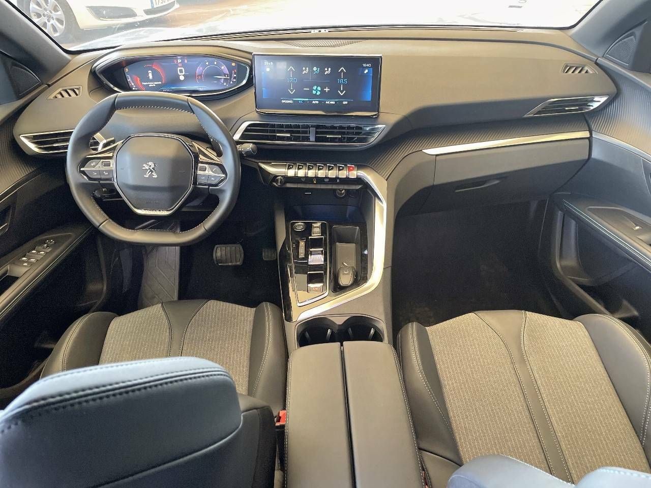 Foto Peugeot 5008 8