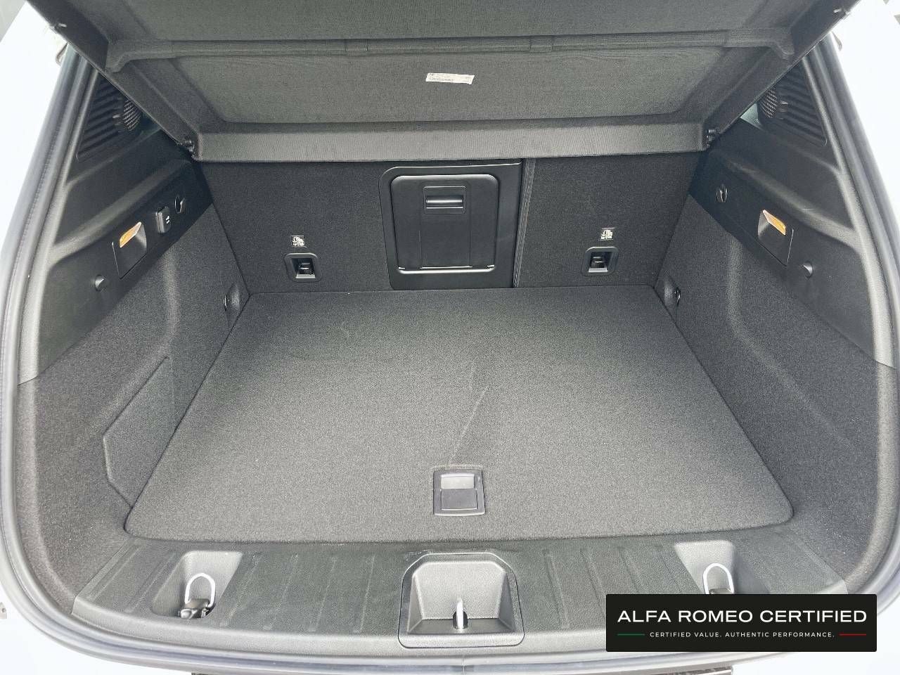 Foto Alfa Romeo Tonale 4