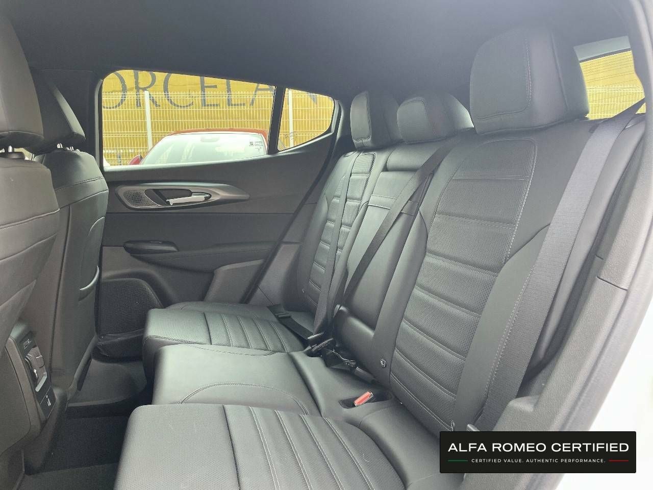 Foto Alfa Romeo Tonale 15