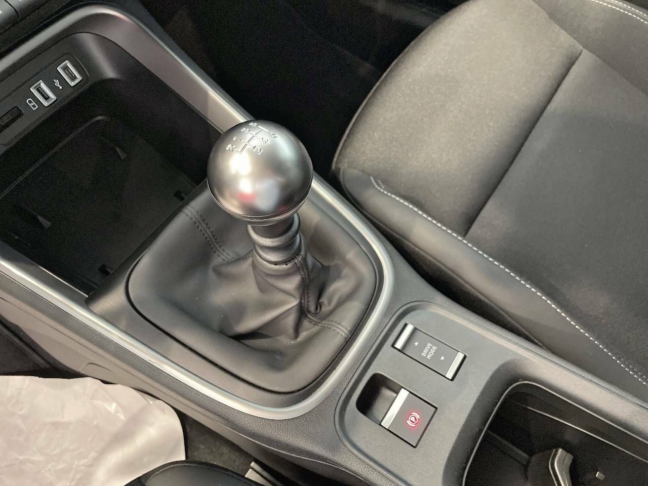 Foto Jeep Avenger 14