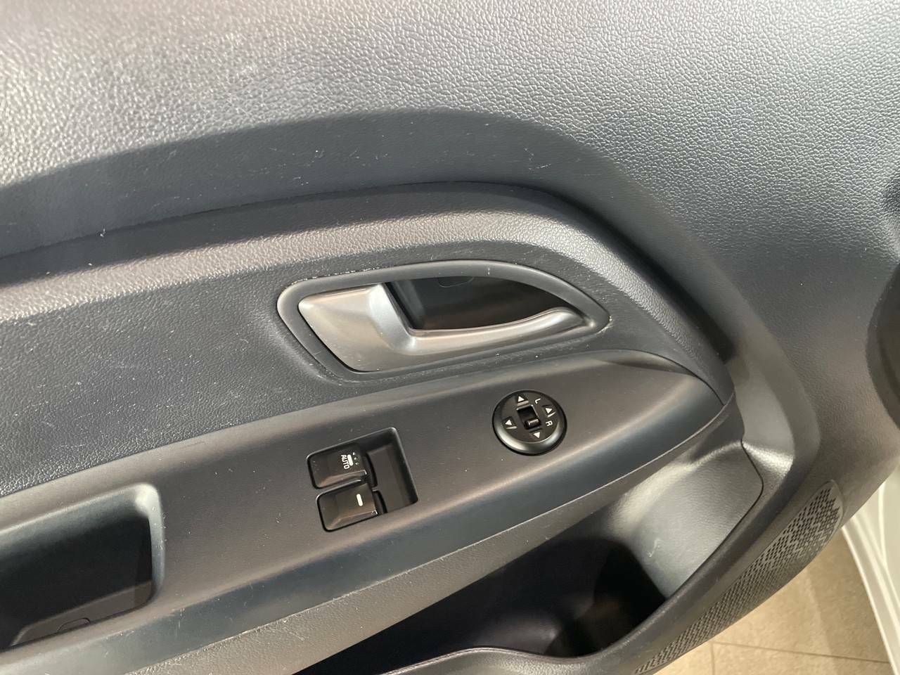 Foto Kia Rio 12