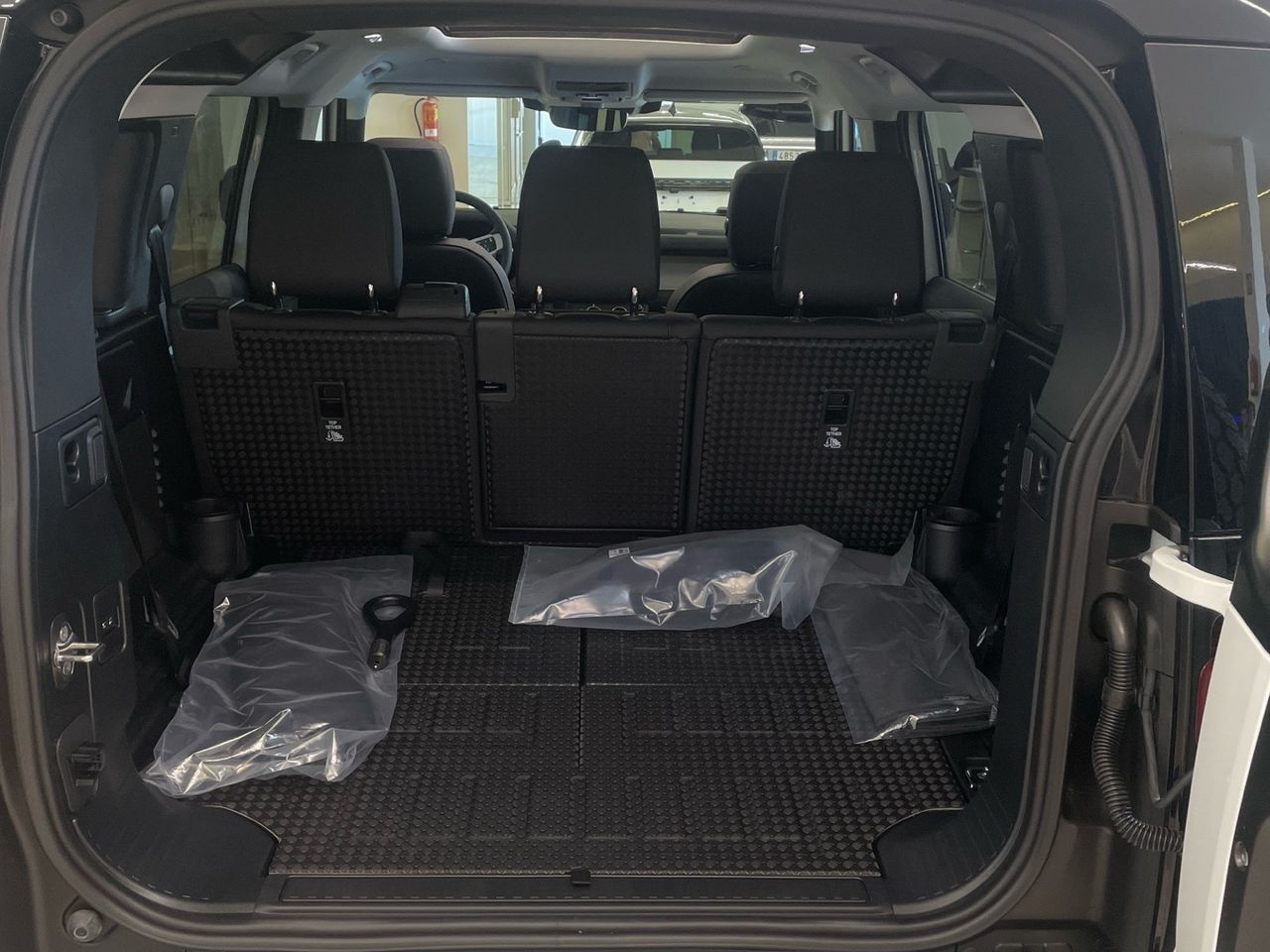 Foto Land-Rover Defender 10