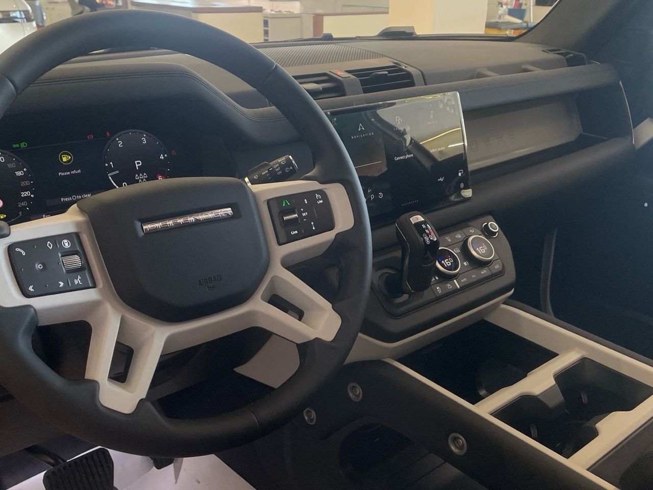 Foto Land-Rover Defender 12