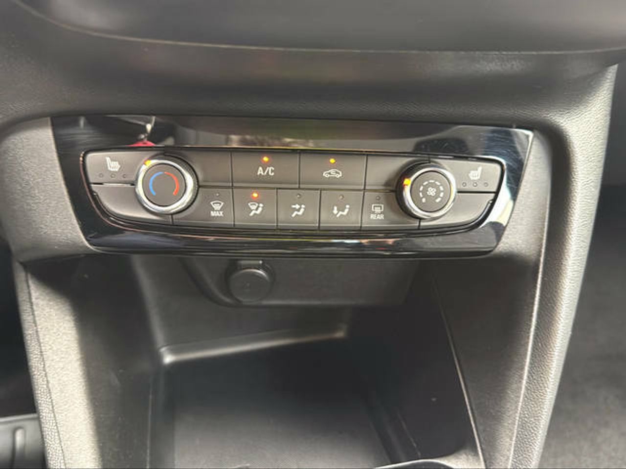 Foto Opel Corsa 14