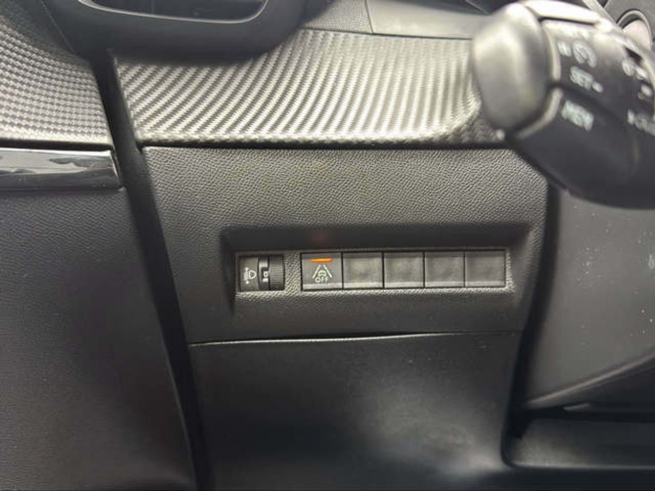 Foto Peugeot 208 21