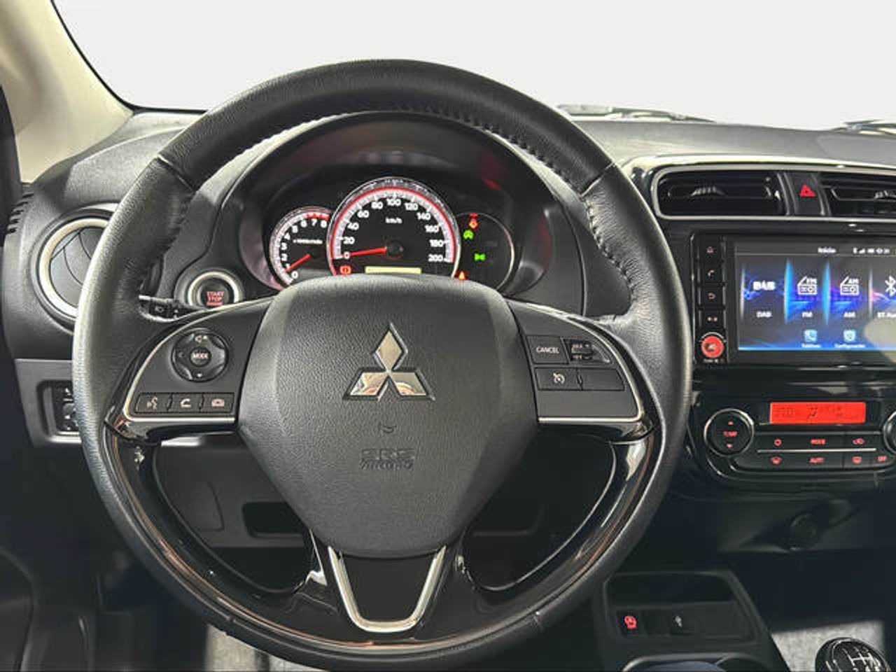 Foto Mitsubishi Space Star 15