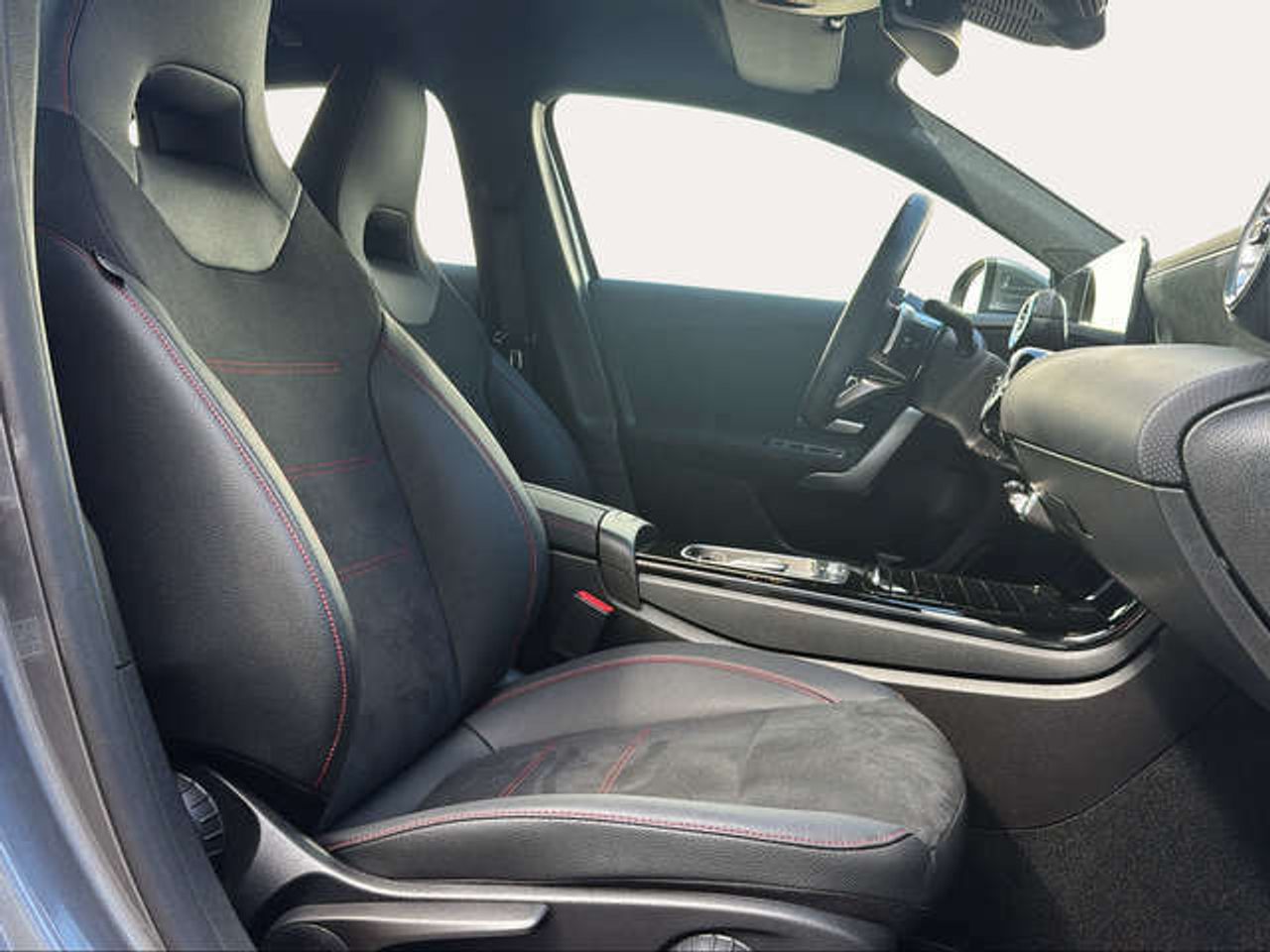 Foto Mercedes-Benz Clase A 12
