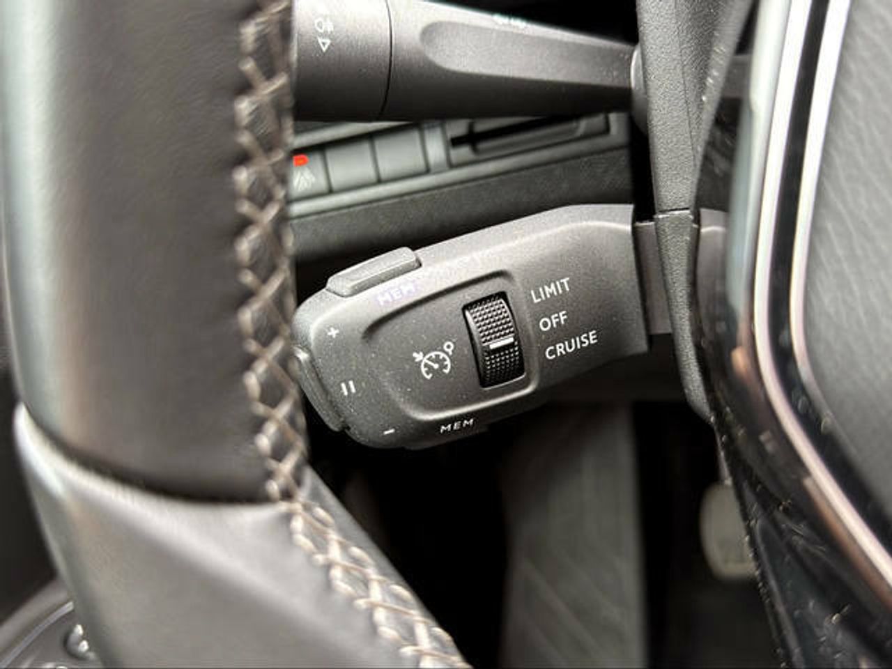 Foto Peugeot 3008 18