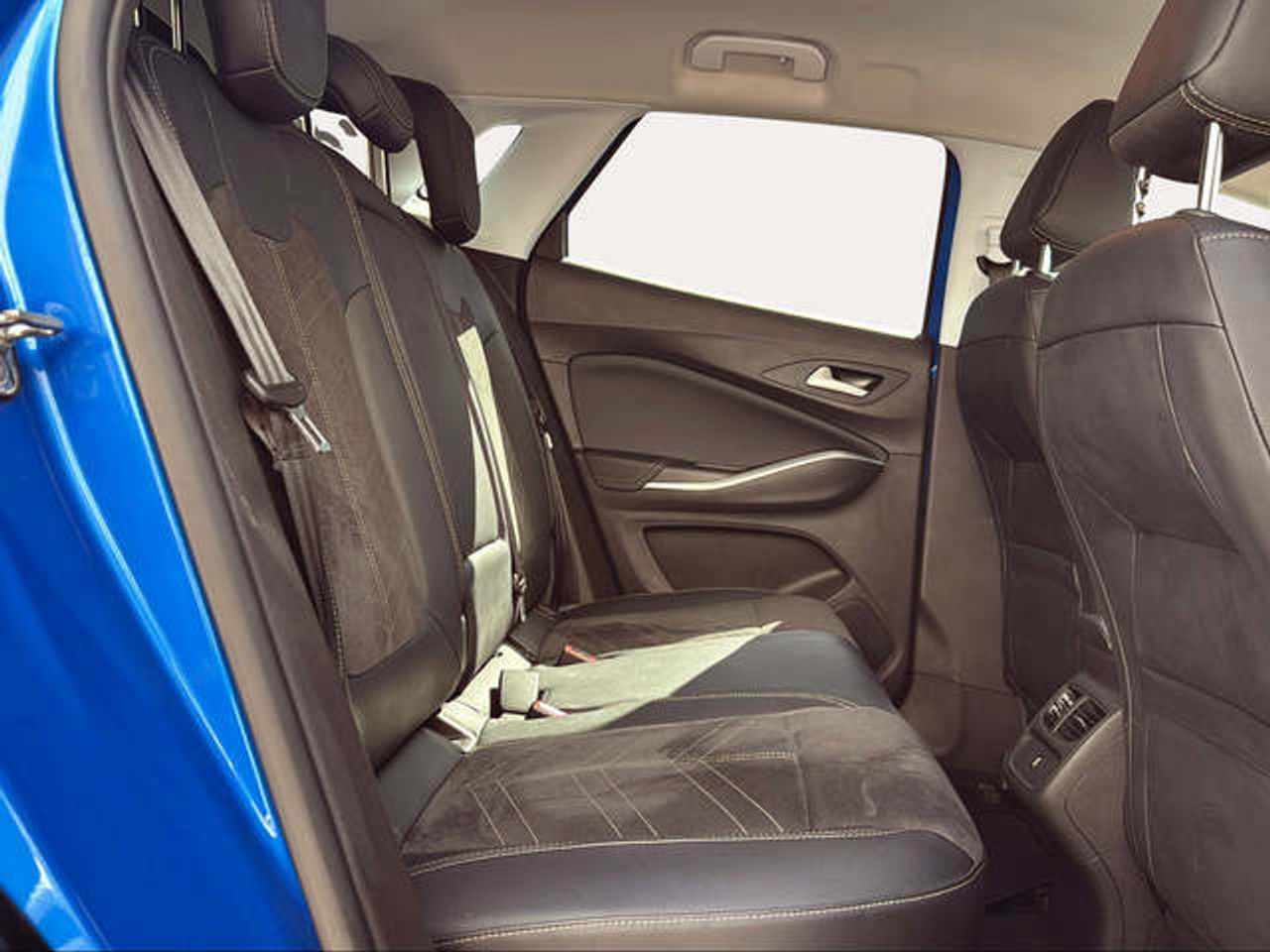 Foto Opel Grandland X 11