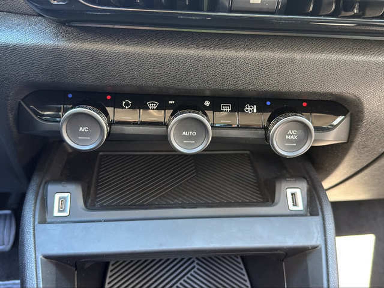 Foto Citroën C4 17