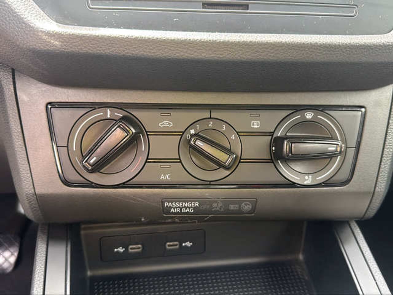 Foto Seat Ibiza 16