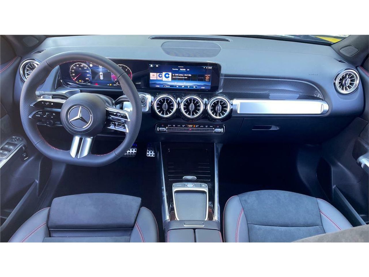 Foto Mercedes-Benz Clase GLB 8