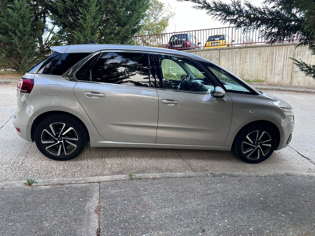 Foto Citroën C4 Spacetourer 10