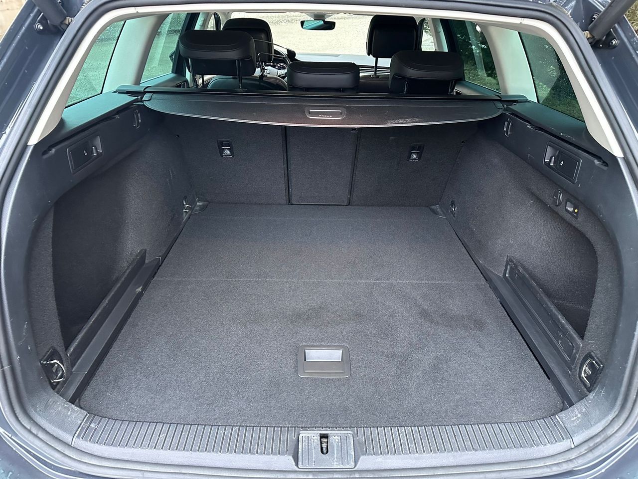 Foto Volkswagen Passat 36
