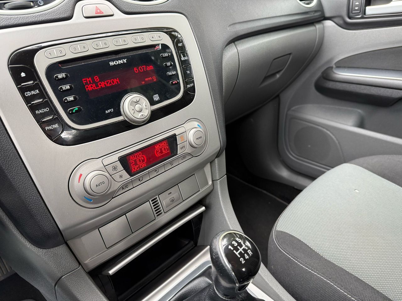 Foto Ford Focus 32