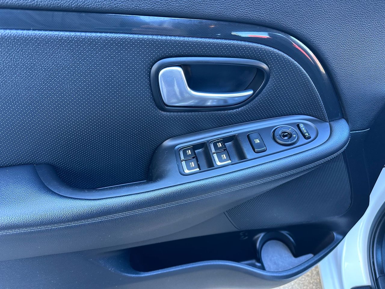 Foto Kia Carens 4