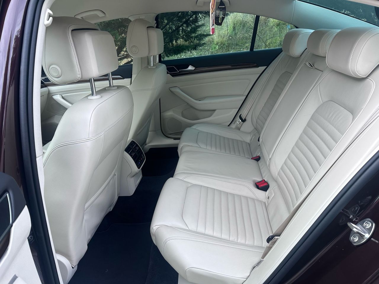 Foto Volkswagen Passat 30