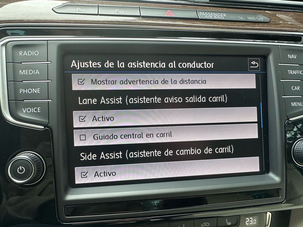 Foto Volkswagen Passat 75