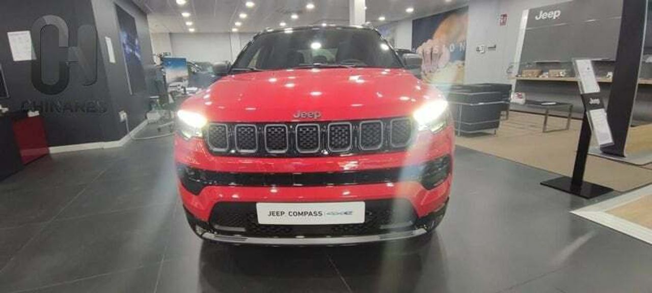 Foto Jeep Compass 12