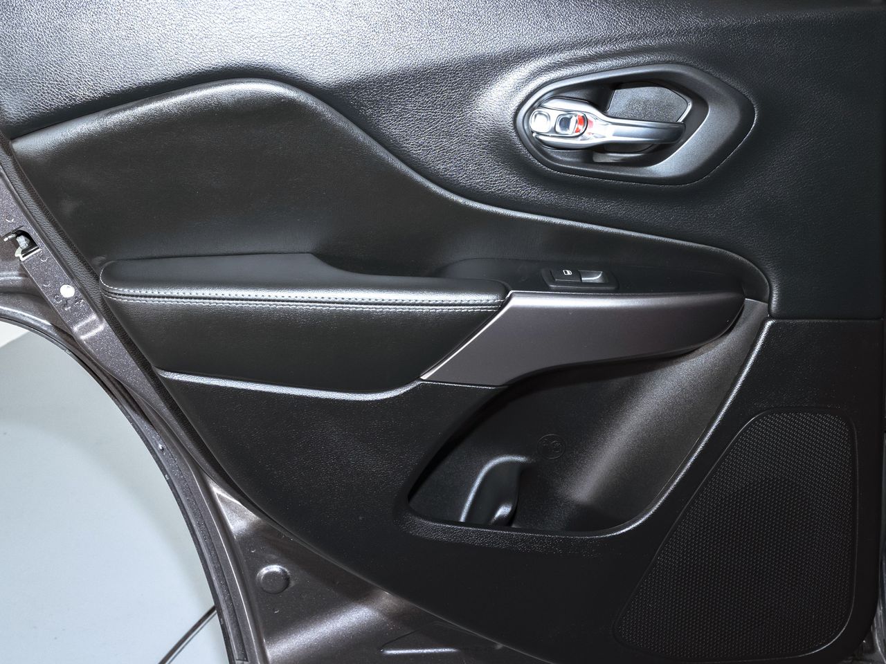 Foto Jeep Cherokee 24