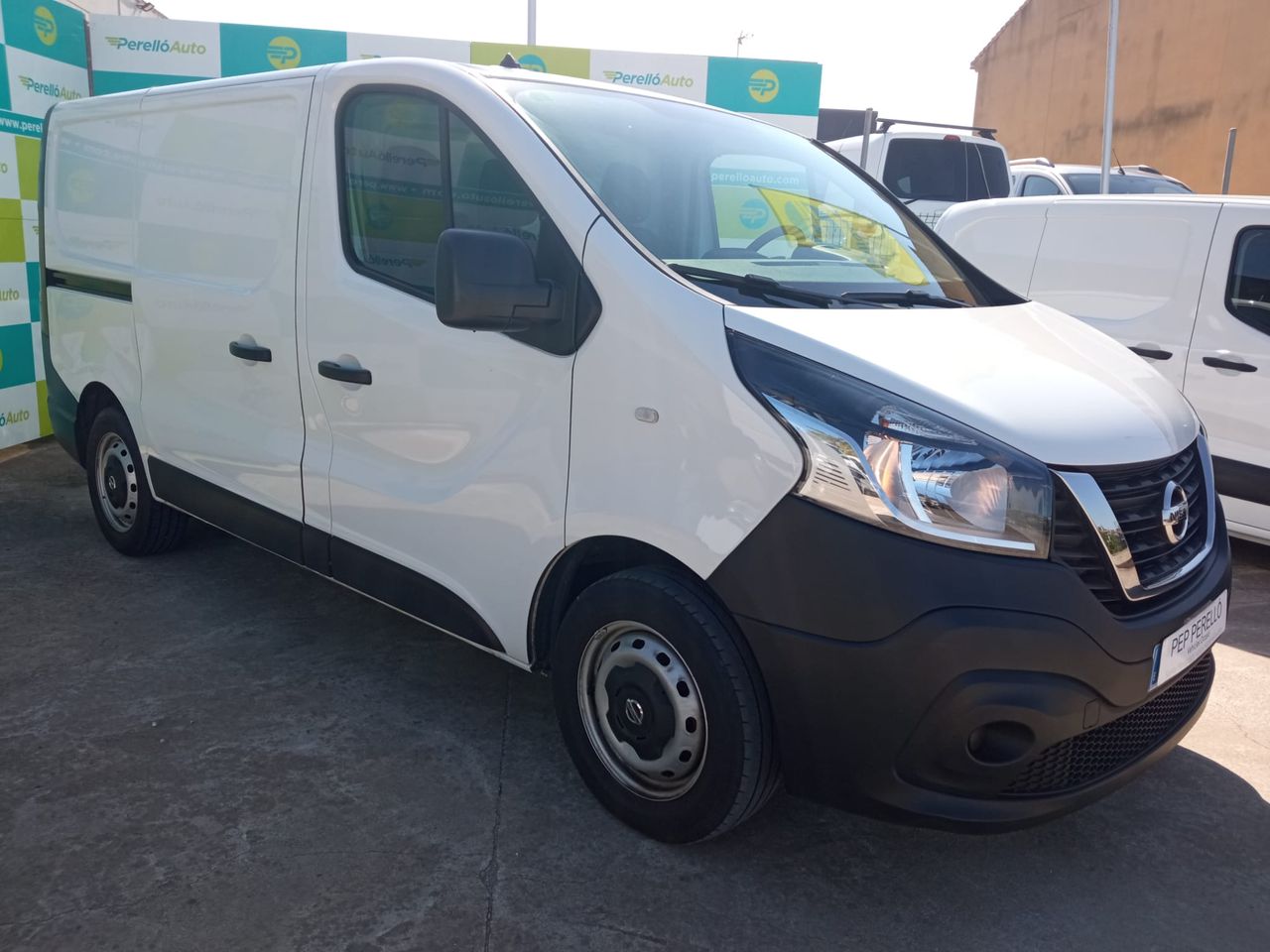 Foto Nissan NV300 3